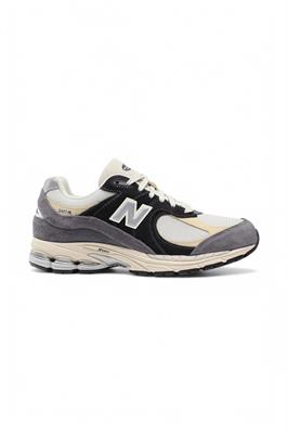 NEW BALANCE 2002RSH