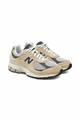 NEW BALANCE 2002R