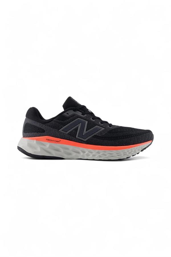 NEW BALANCE EVOZRU4