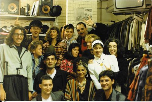 137_1986-amici_7pngfrancoelvisdonatellaantoninomarziametellapattiniattilafaustofriends