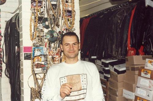 242_1990-fausto-