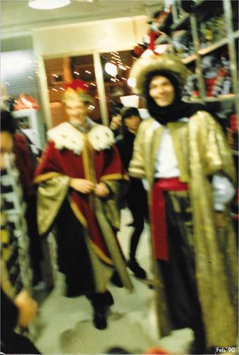255_1990-gomez-e-amici