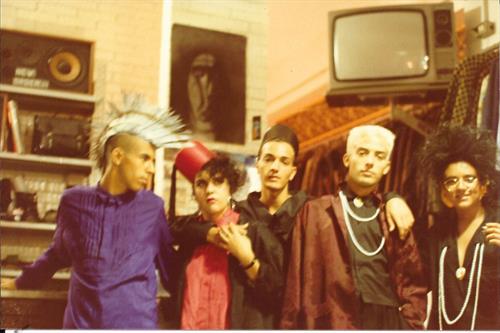 701985-amici_4