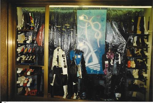 74_1995-new-order