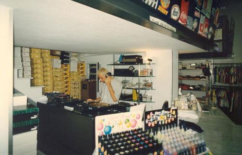 97_1996-dj-nyloc
